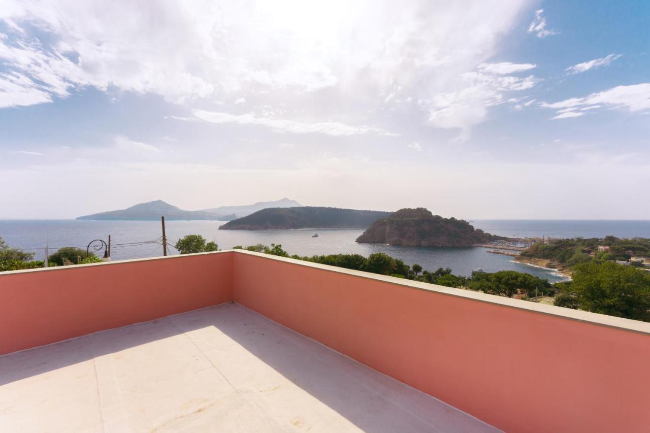 Sole Chiaro Home Procida Bagian luar foto
