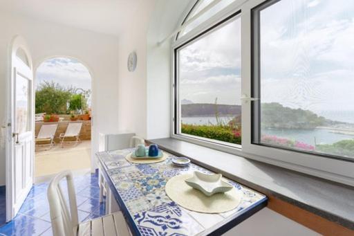 Sole Chiaro Home Procida Bagian luar foto
