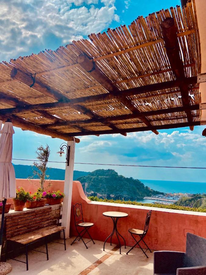 Sole Chiaro Home Procida Bagian luar foto